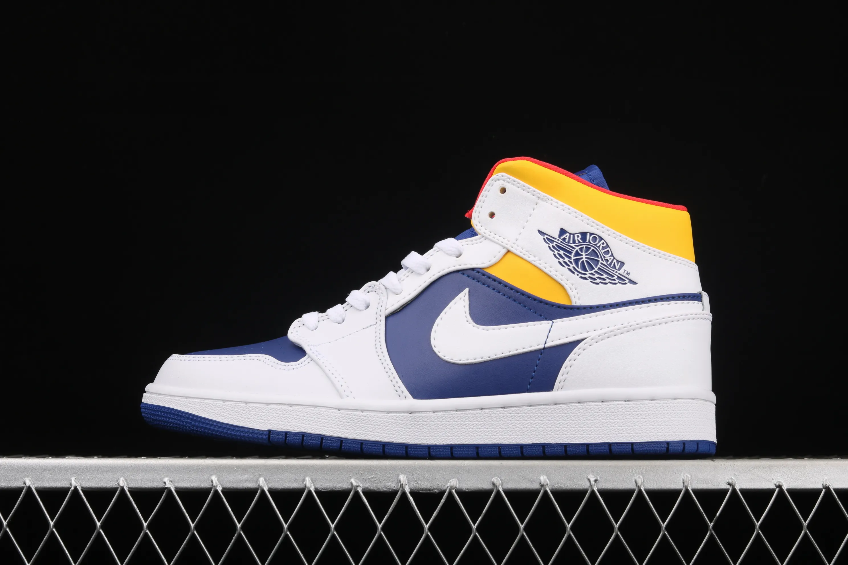 All categories Air Jordan Jordan series basketball shoes Air Jordan 1 Mid Air Jordan 1 Mid AJ1 Joe 1 mid-top white, yellow and blue color 554724-131